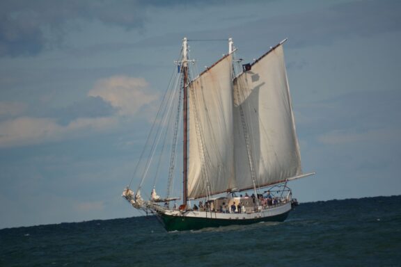 Schooner Sails Roc Port 25_9886